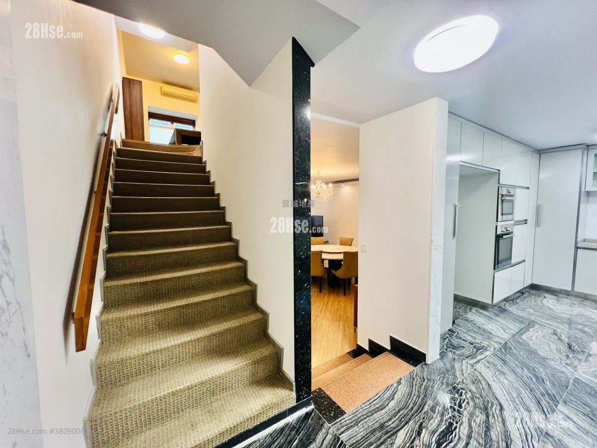 South Sea Villa Rental 4 Bedrooms , 4 Bathrooms 1,884 ft²