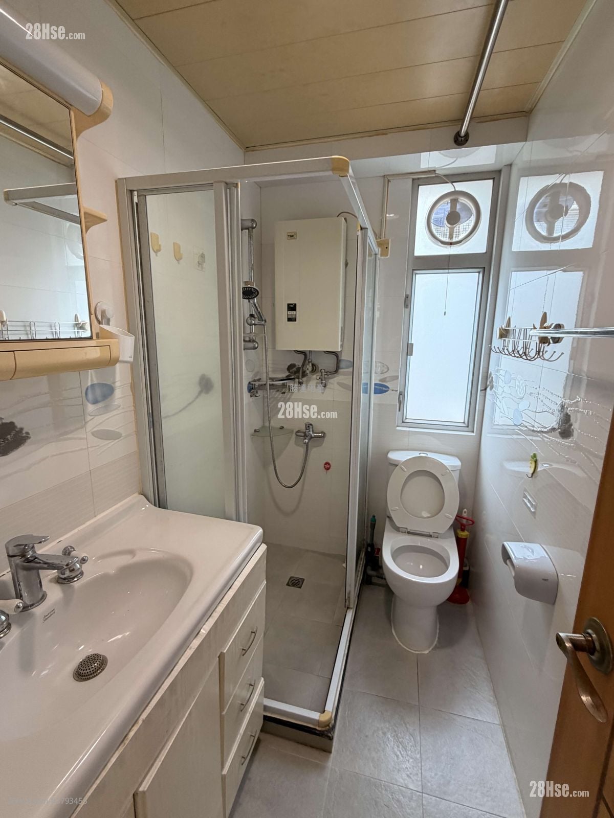 颂贤花园 租盘 2 房 , 2 浴室 376 平方尺