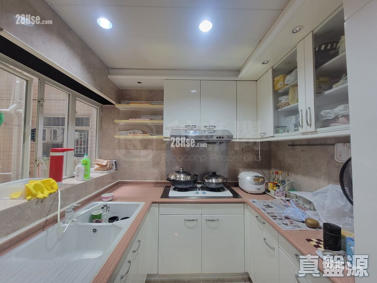 Laguna Verde Sell 3 Bedrooms 1,100 ft²