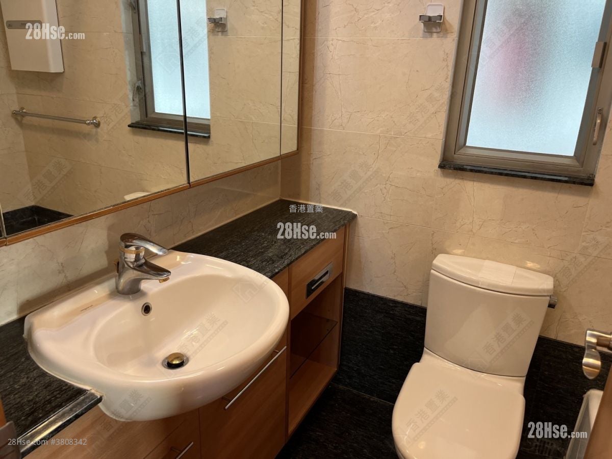 深湾轩 租盘 2 房 , 1 浴室 475 平方尺