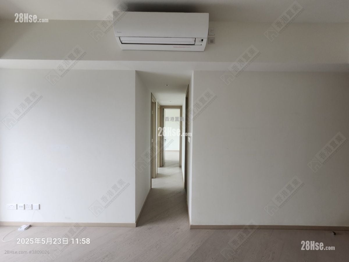 Miami Quay Sell 3 Bedrooms 661 ft²