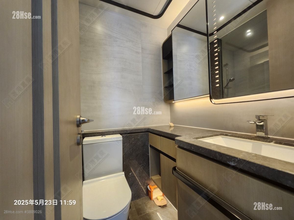 Miami Quay Sell 3 Bedrooms 661 ft²