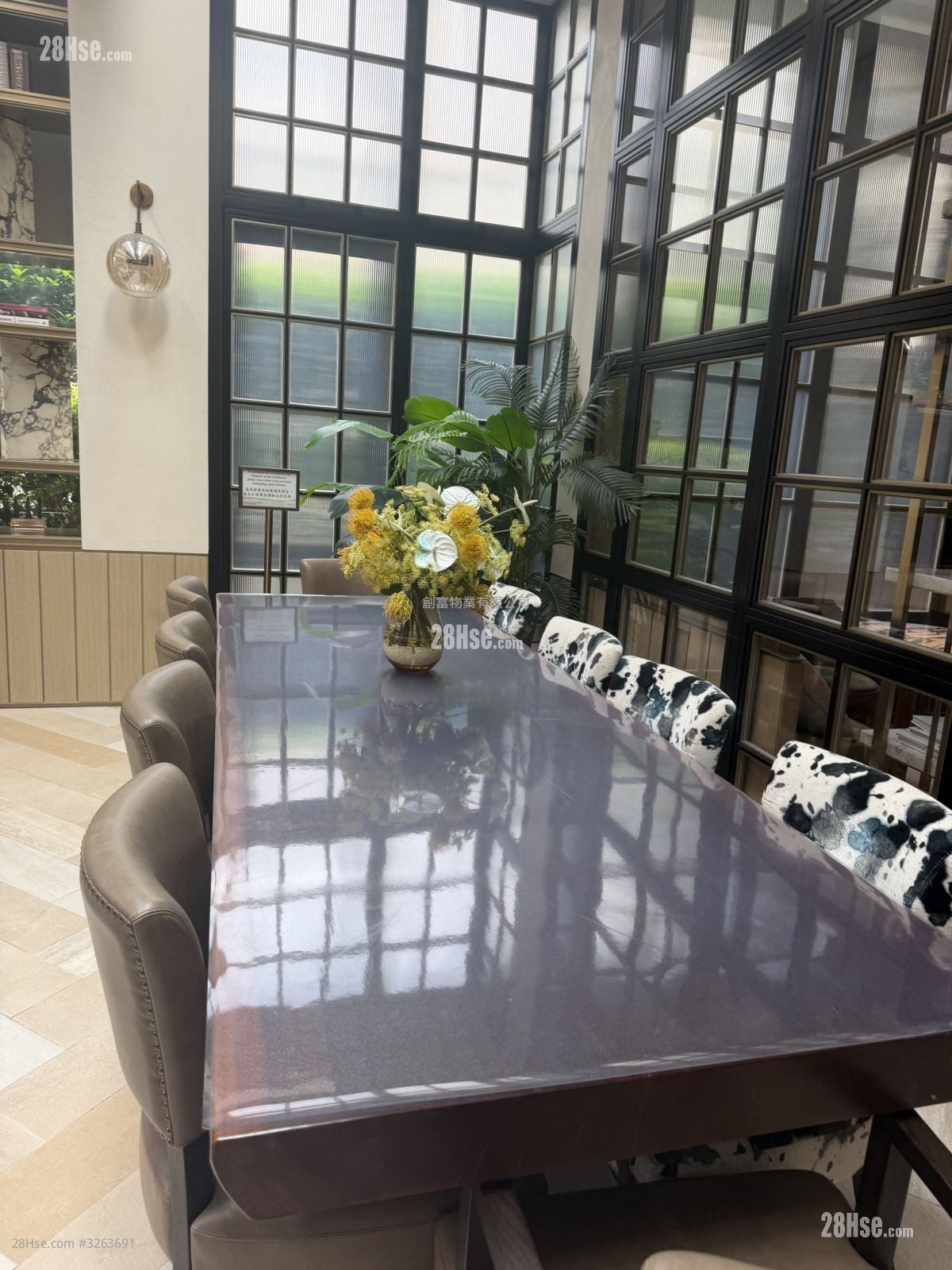 One Soho Rental 284 ft²