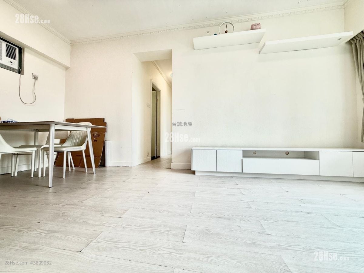 浪翠园 售盘 3 房 617 平方尺