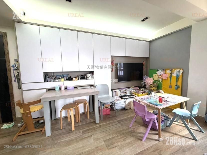 On Wo Gardens Sell 2 Bedrooms , 1 Bathroom 409 ft²