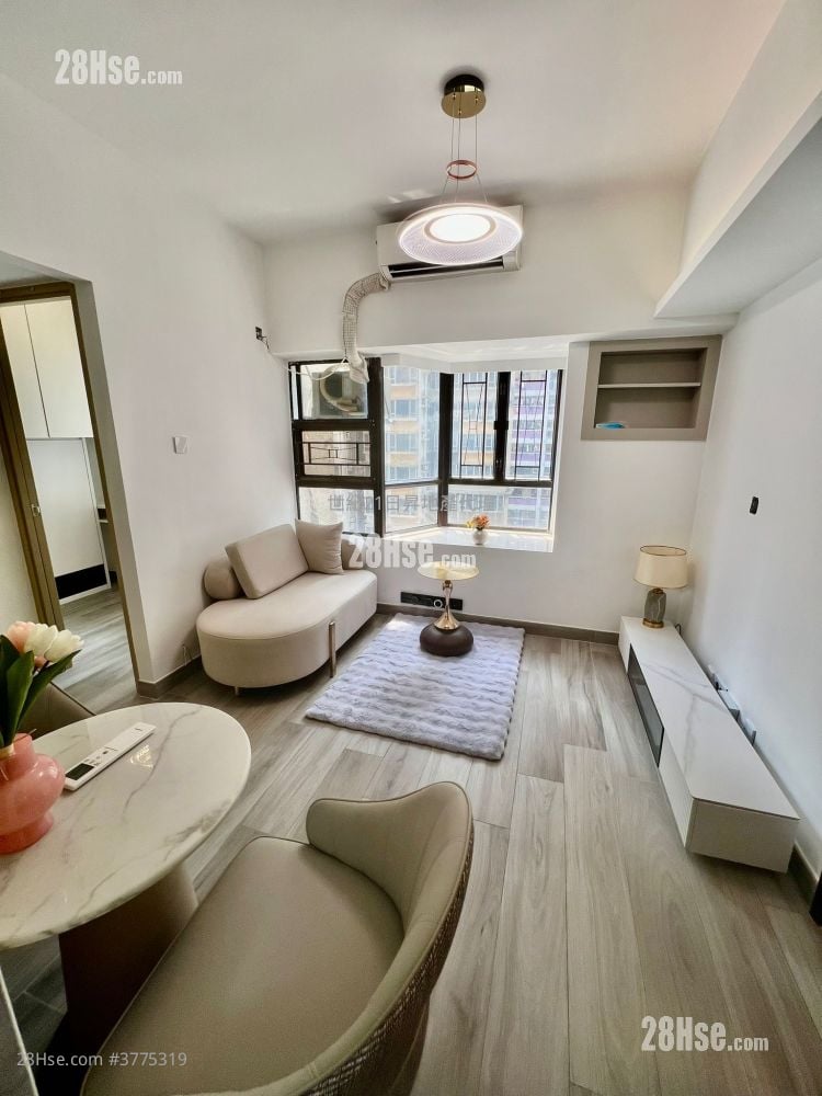 Kam Fung Building Sell 276 ft²