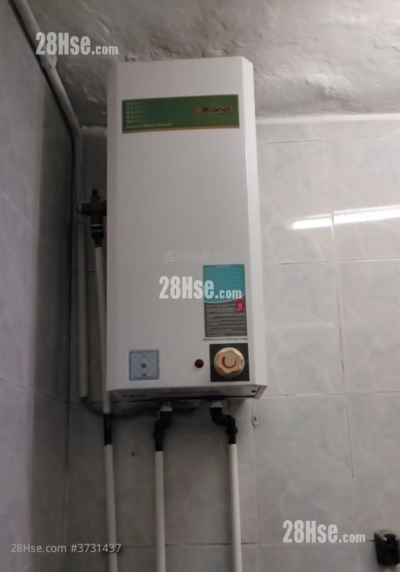 村屋 租盘 2 房 , 1 浴室 360 平方尺