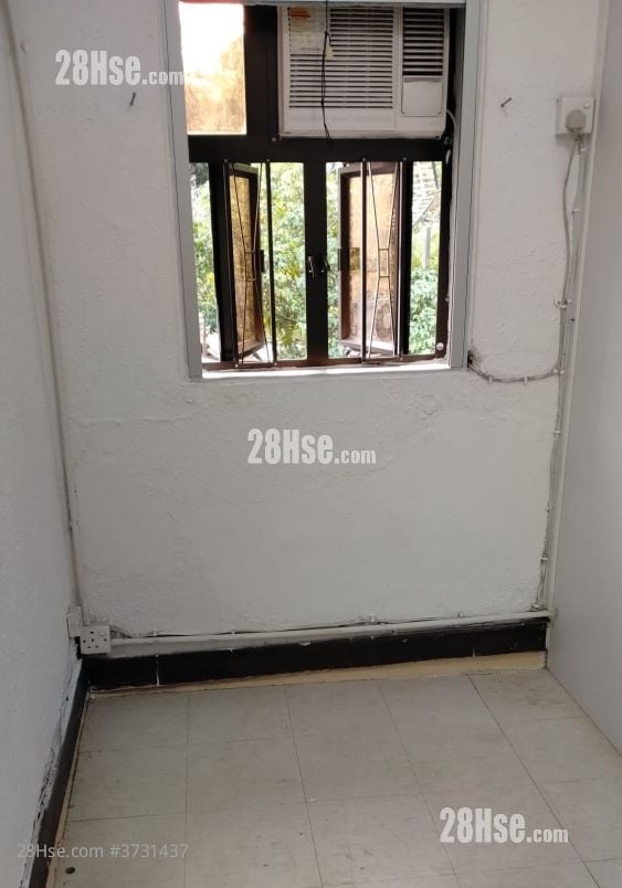 村屋 租盘 2 房 , 1 浴室 360 平方尺