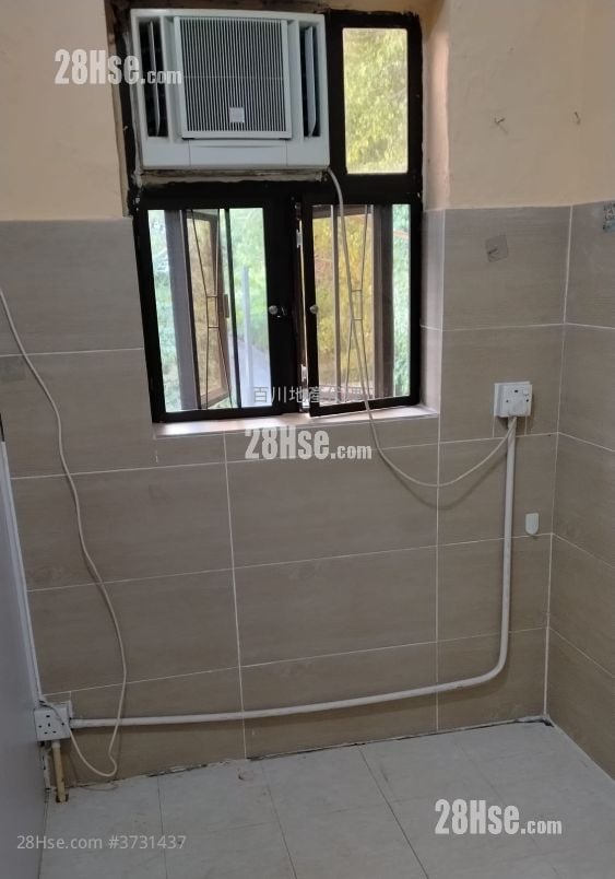 村屋 租盘 2 房 , 1 浴室 360 平方尺