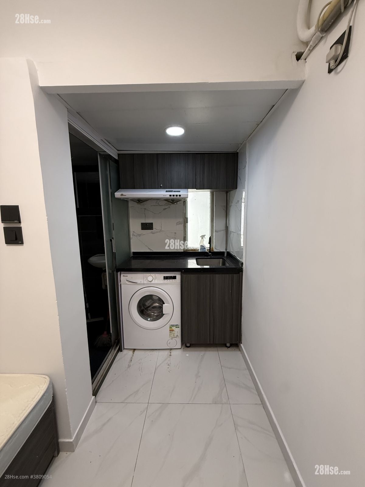 单幢楼房 租盘 开放式间隔 , 1 浴室 170 平方尺