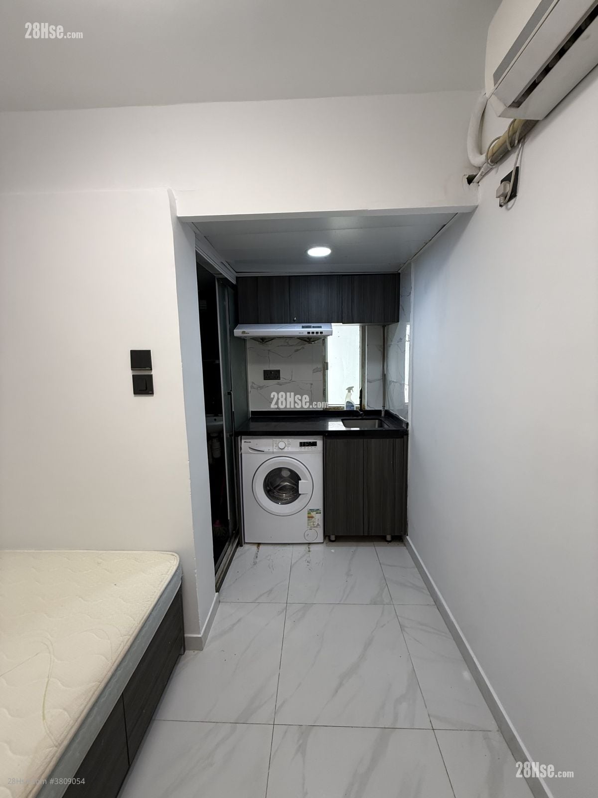 单幢楼房 租盘 开放式间隔 , 1 浴室 170 平方尺