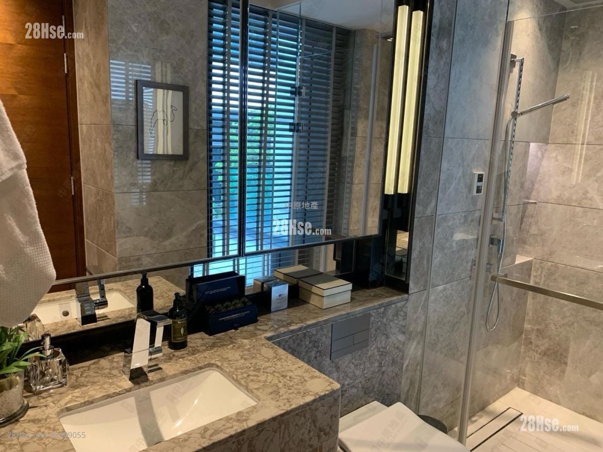 高尔夫御苑 售盘 5+ 房 2,616 平方尺