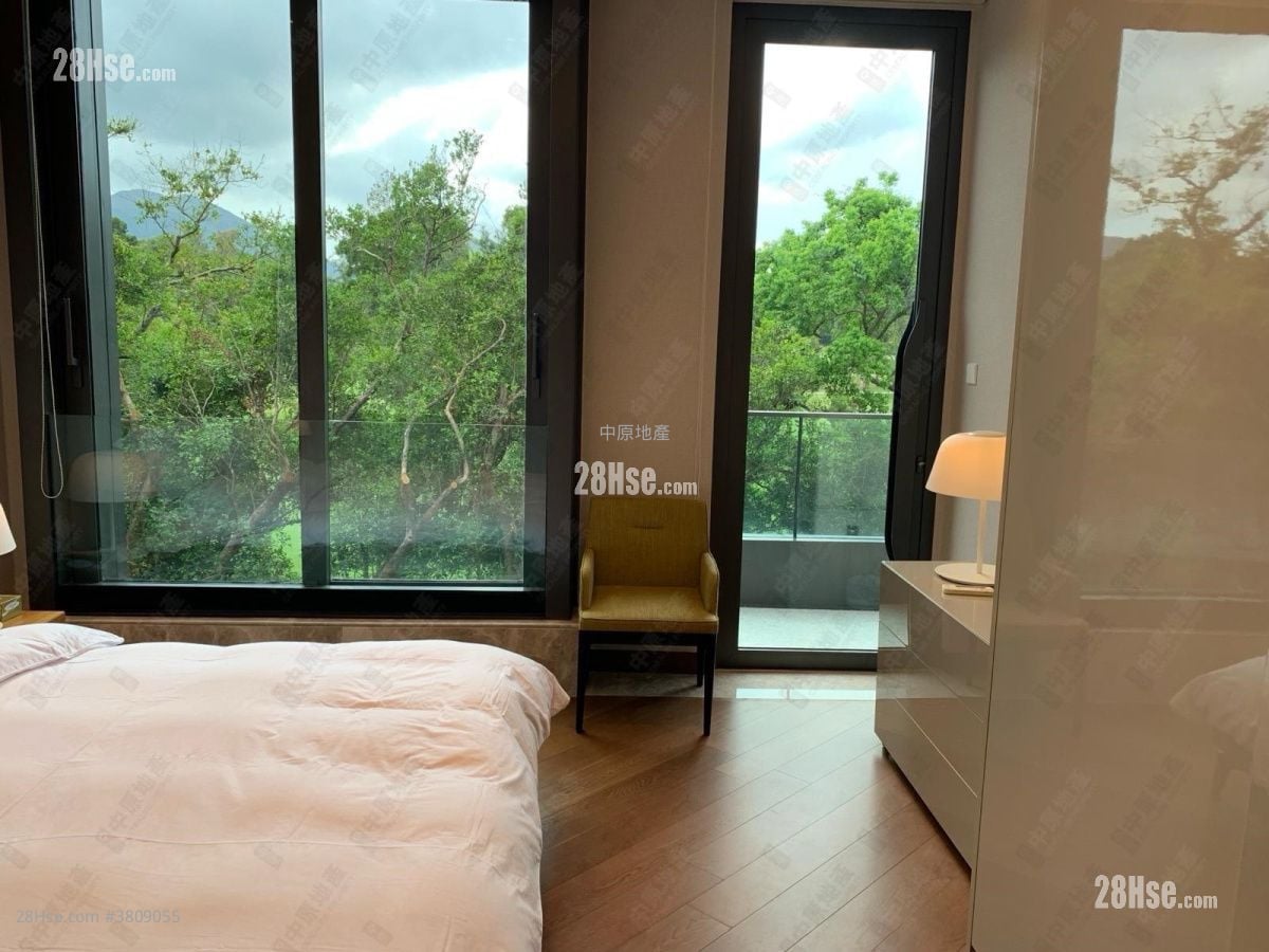 高尔夫御苑 售盘 5+ 房 2,616 平方尺