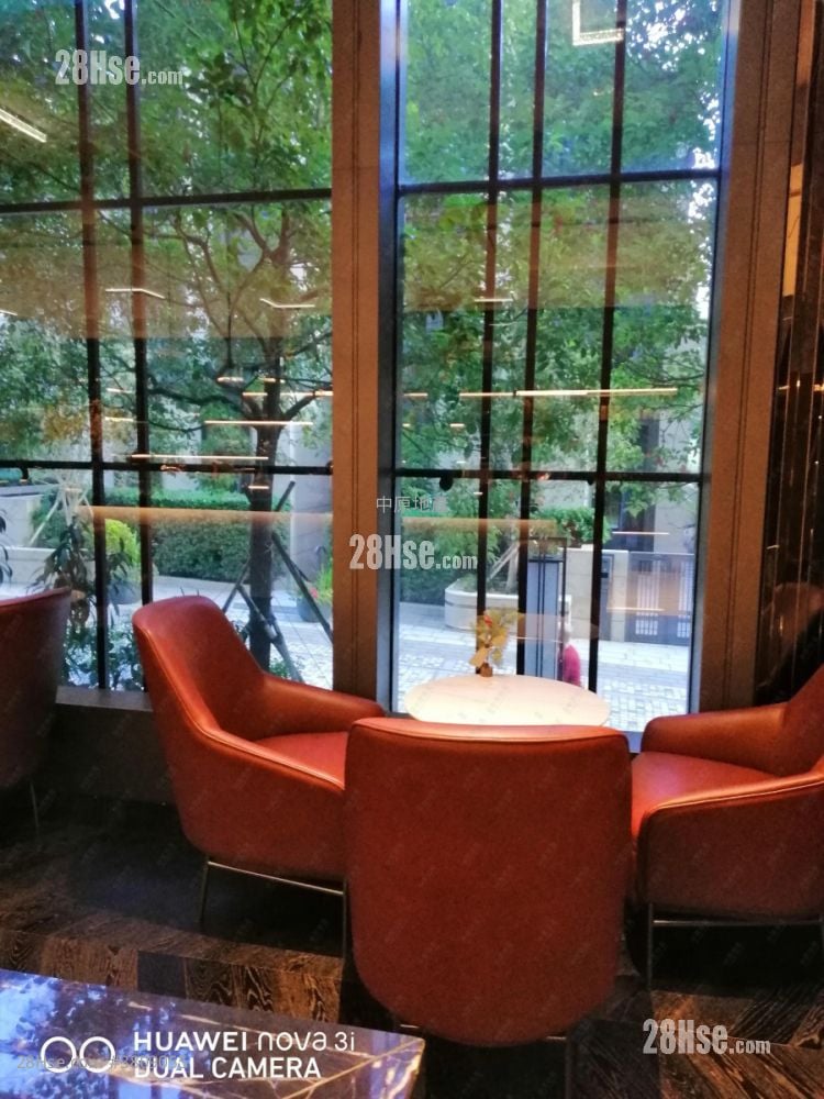 高尔夫御苑 售盘 5+ 房 2,616 平方尺