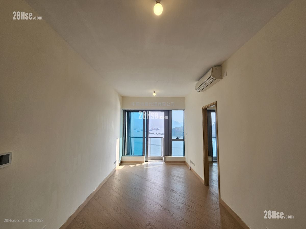 Grand Victoria Rental 3 Bedrooms , 2 Bathrooms 794 ft²