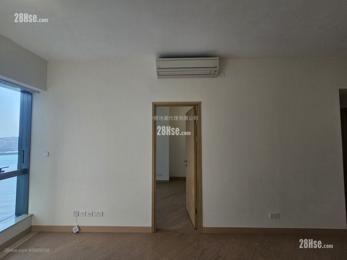 Grand Victoria Rental 3 Bedrooms , 2 Bathrooms 794 ft²