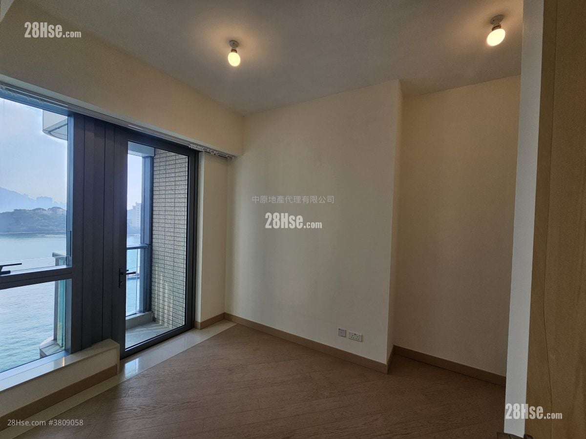 Grand Victoria Rental 3 Bedrooms , 2 Bathrooms 794 ft²