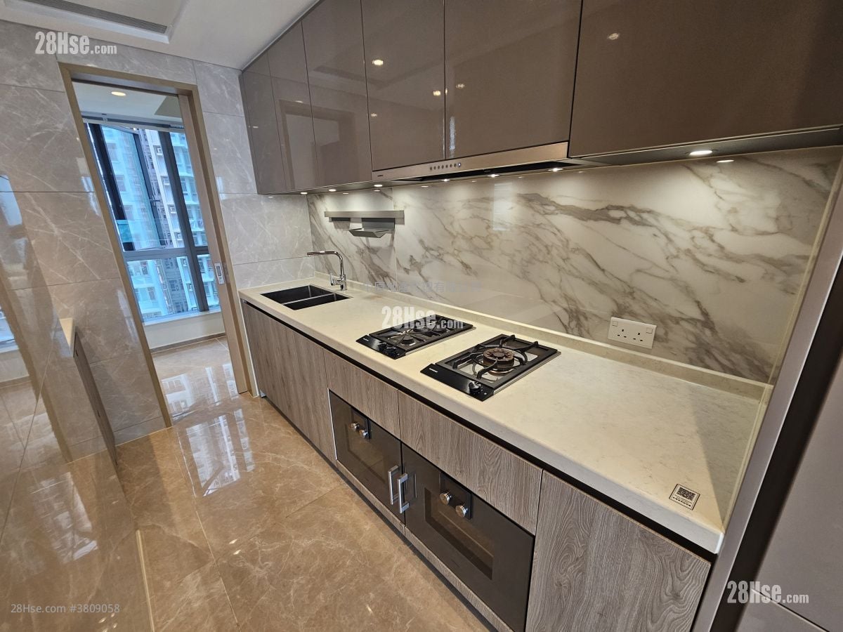 Grand Victoria Rental 3 Bedrooms , 2 Bathrooms 794 ft²