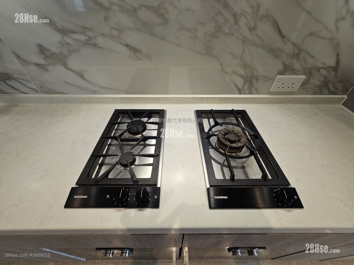 Grand Victoria Rental 3 Bedrooms , 2 Bathrooms 794 ft²