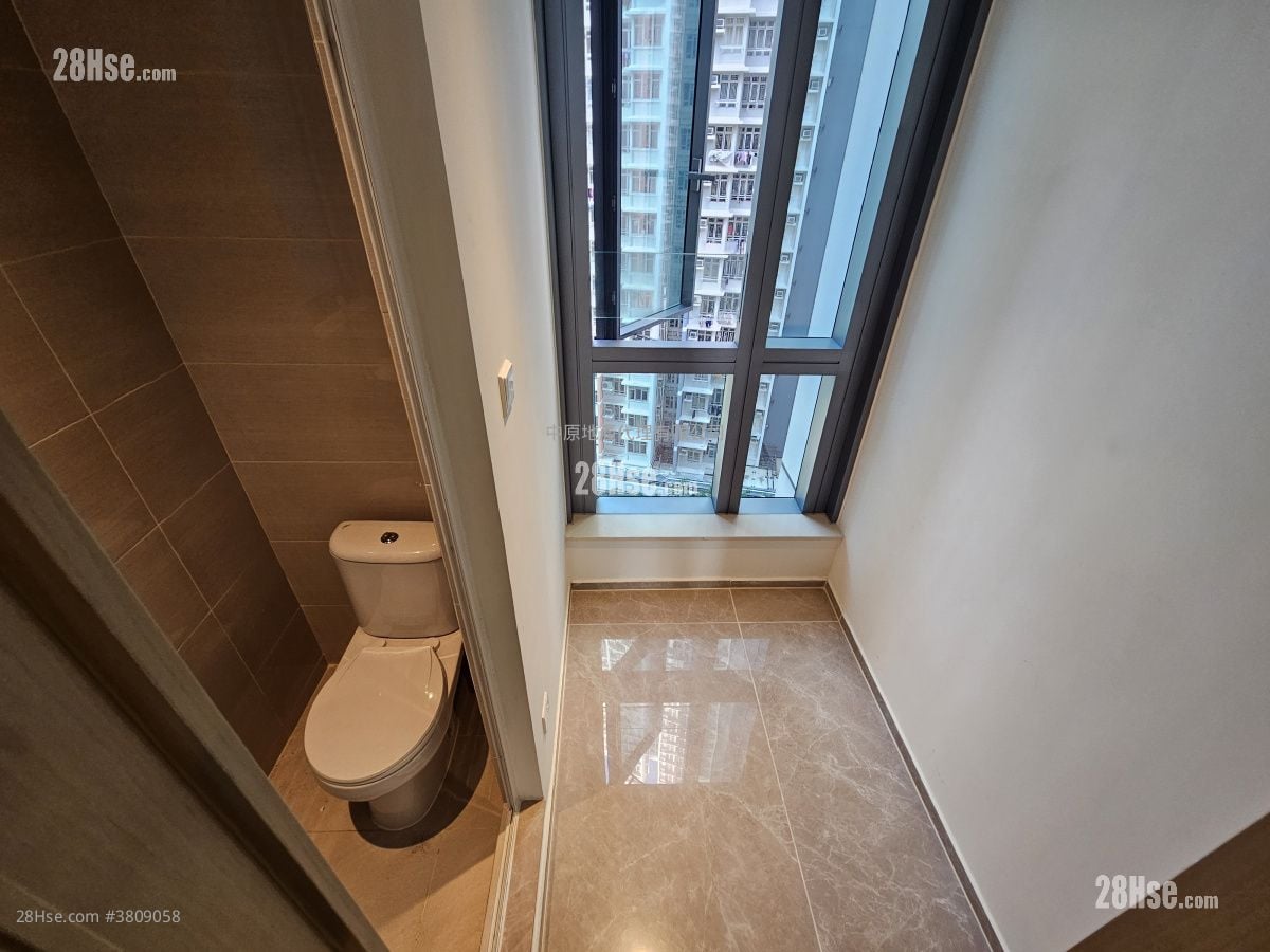 Grand Victoria Rental 3 Bedrooms , 2 Bathrooms 794 ft²