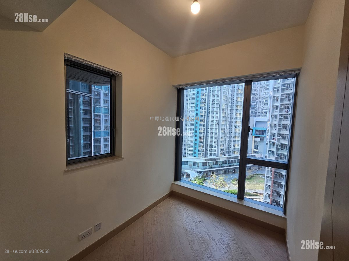 Grand Victoria Rental 3 Bedrooms , 2 Bathrooms 794 ft²