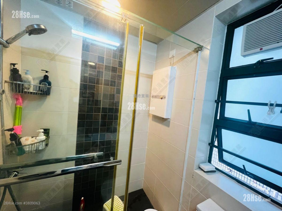 East Point City Sell 2 Bedrooms , 1 Bathroom 463 ft²