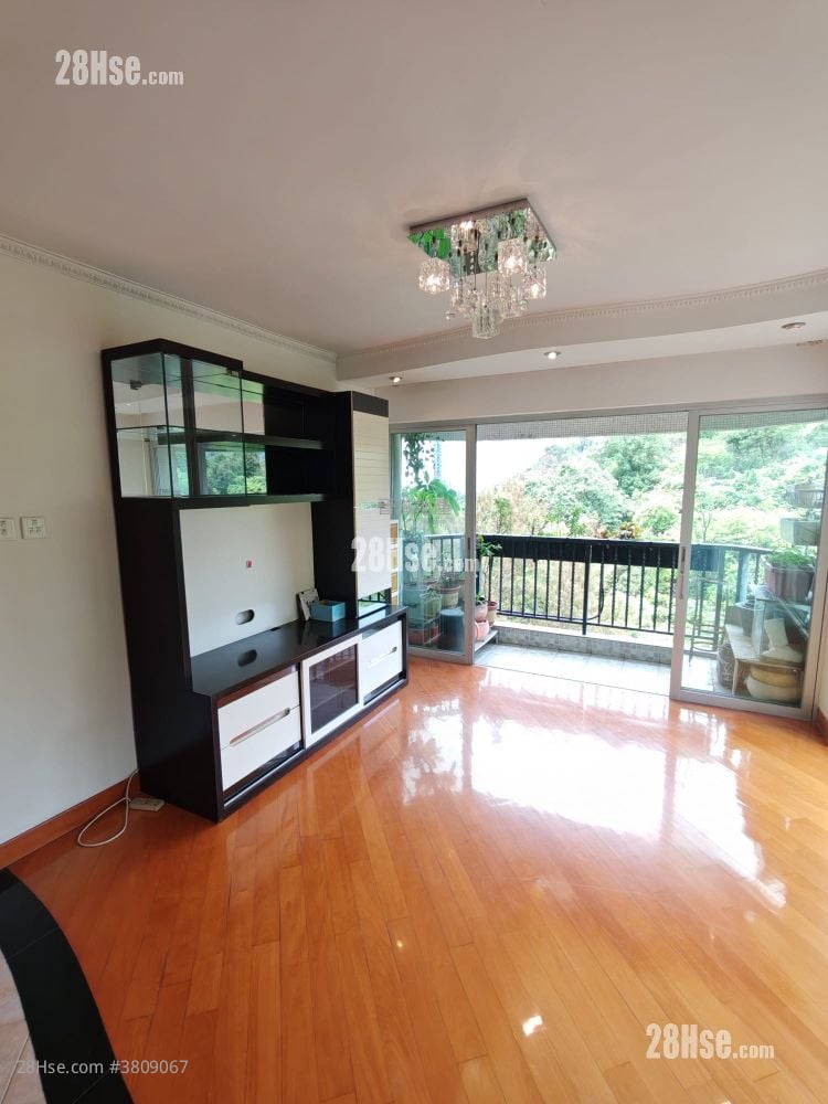 容龍居 租盤 4 房 , 3 浴室 970 平方呎