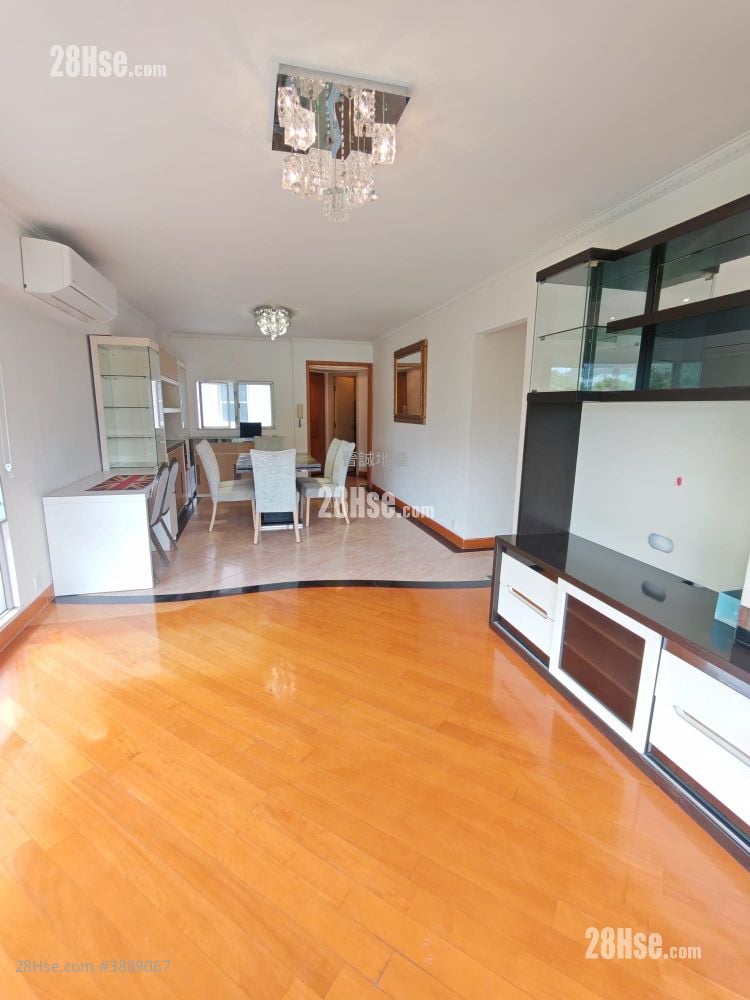 容龍居 租盤 4 房 , 3 浴室 970 平方呎