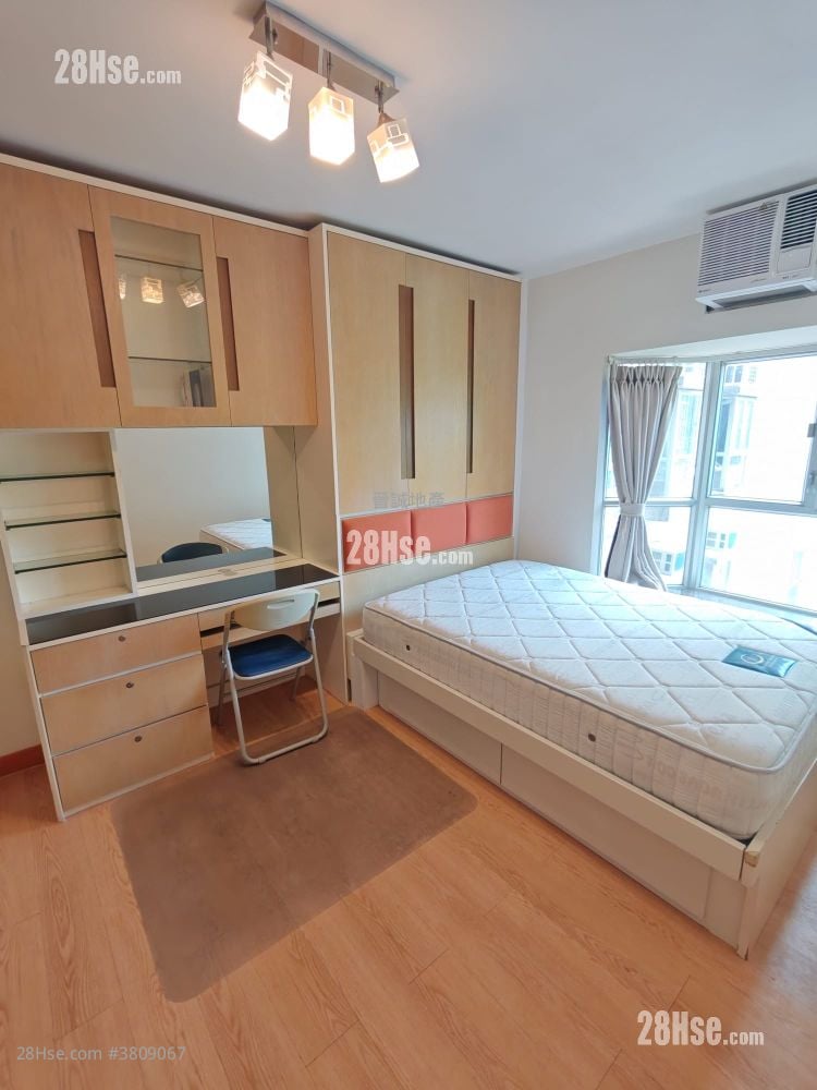 容龍居 租盤 4 房 , 3 浴室 970 平方呎