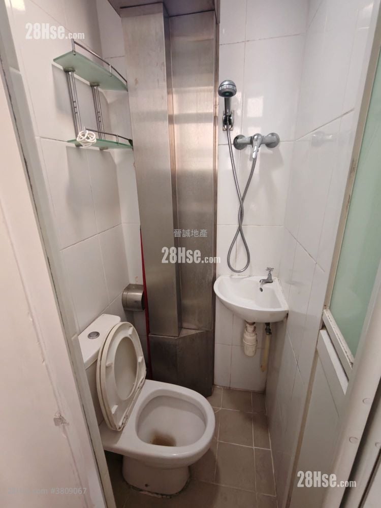 容龍居 租盤 4 房 , 3 浴室 970 平方呎