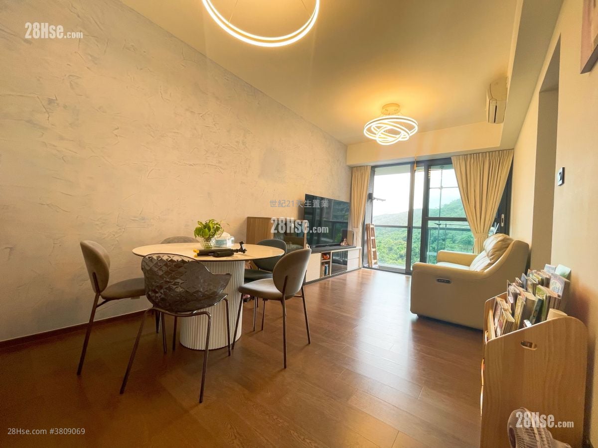 Le Pont Sell 788 ft²