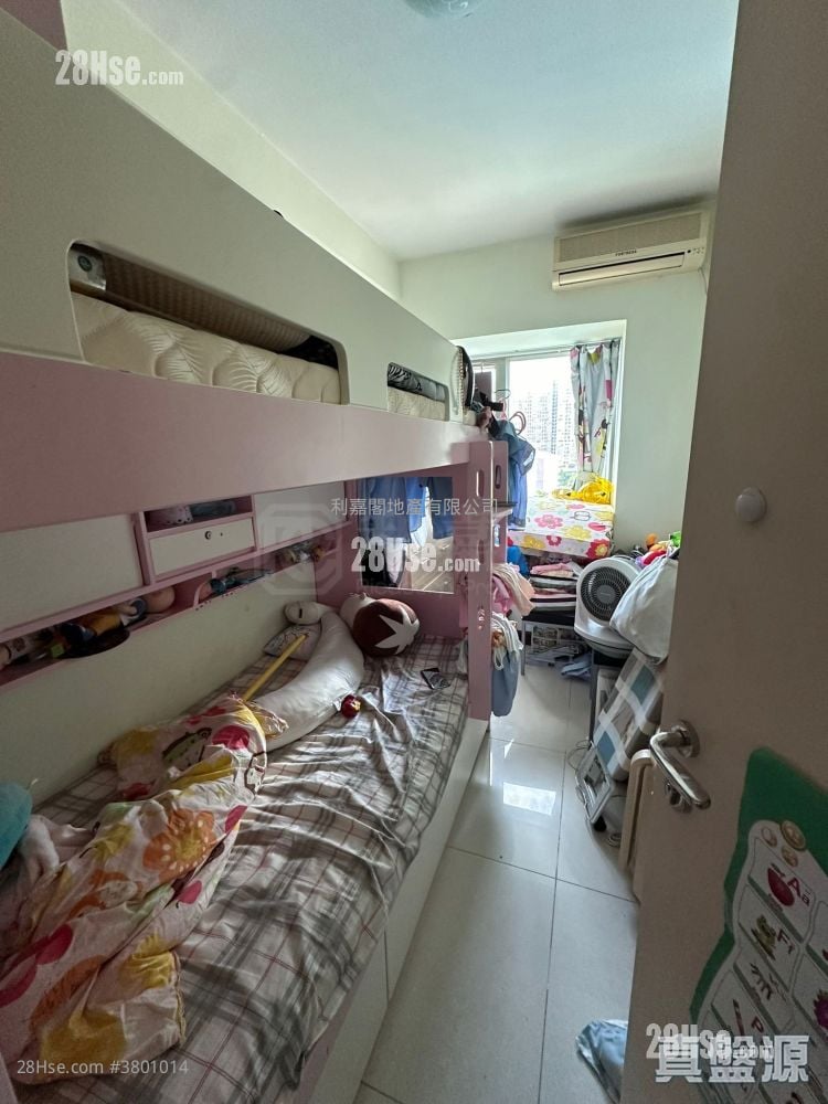 Caribbean Coast Sell 2 Bedrooms , 2 Bathrooms 749 ft²