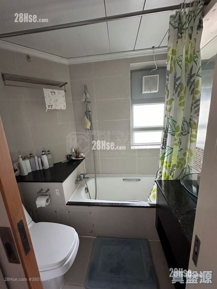 Caribbean Coast Sell 2 Bedrooms , 2 Bathrooms 749 ft²