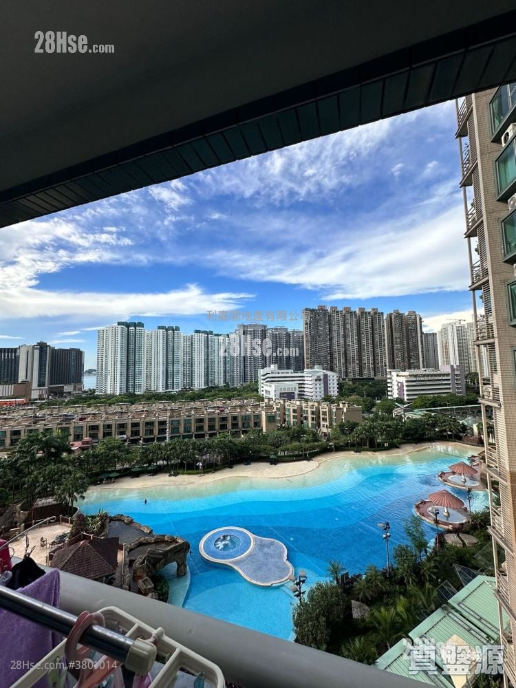 Caribbean Coast Sell 2 Bedrooms , 2 Bathrooms 749 ft²