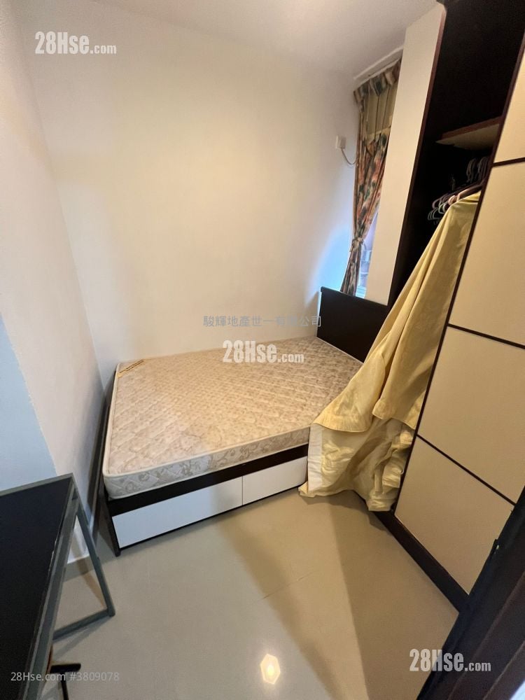 Ocean View Court Rental 1 Bedroom , 1 Bathroom 180 ft²