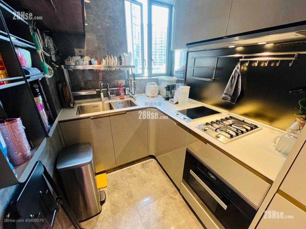 Le Pont Sell 4 Bedrooms , 2 Bathrooms 788 ft²