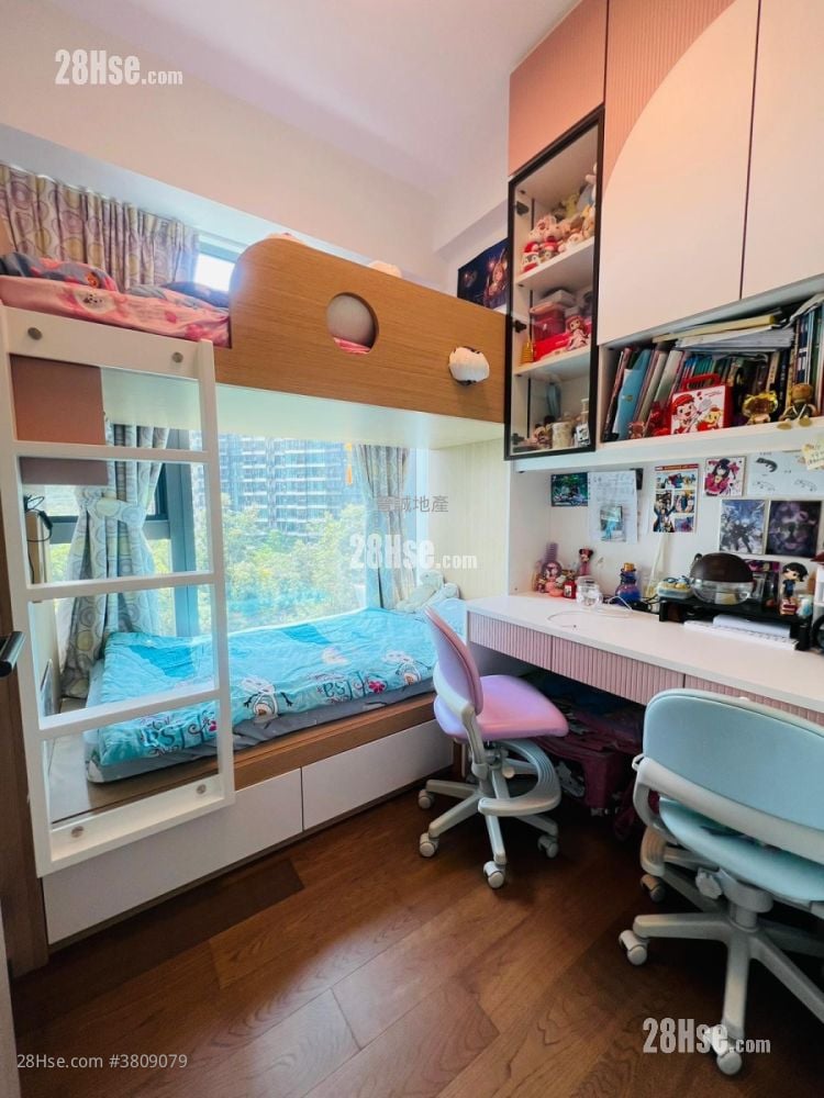 Le Pont Sell 4 Bedrooms , 2 Bathrooms 788 ft²