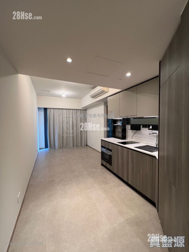 The Yoho Hub Sell 2 Bedrooms , 1 Bathroom 467 ft²