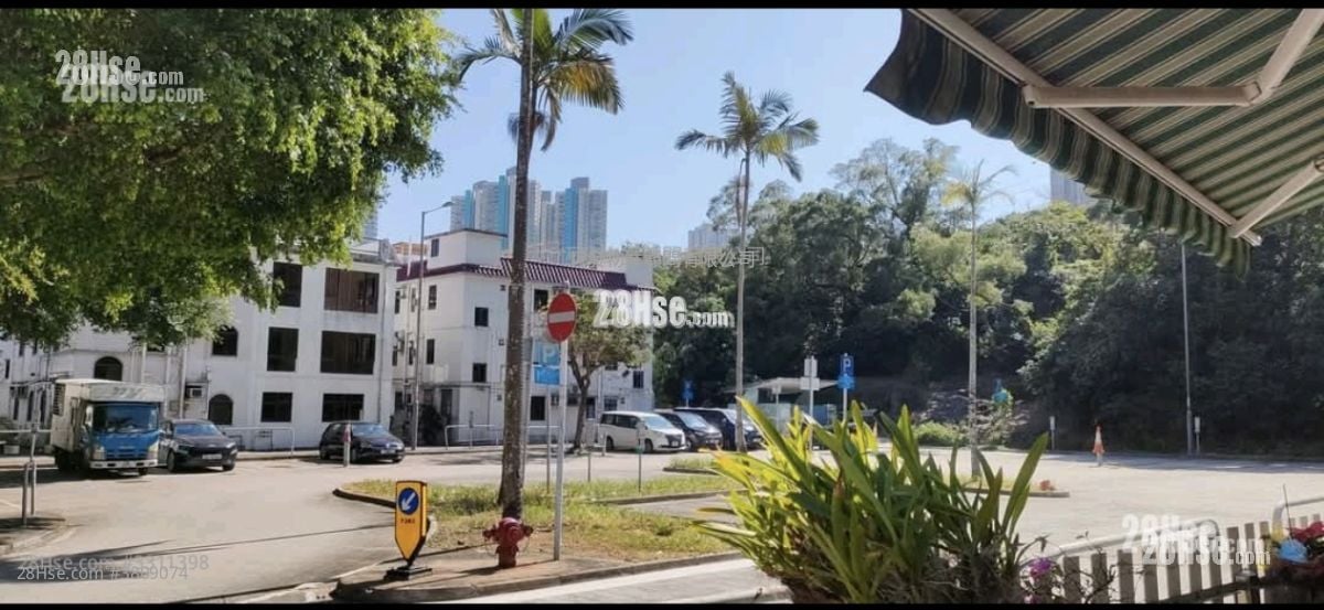 Tseung Kwan O Village Sell 2 Bedrooms , 1 Bathroom 700 ft²