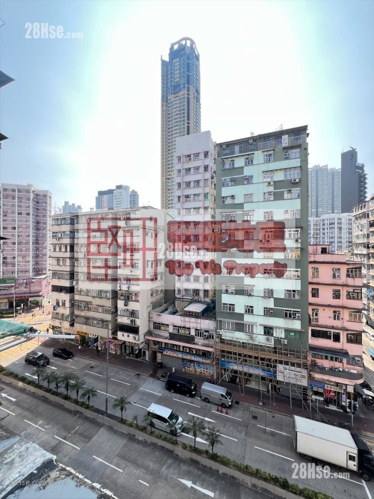 单幢楼房 租盘 2 房 , 1 浴室 300 平方尺