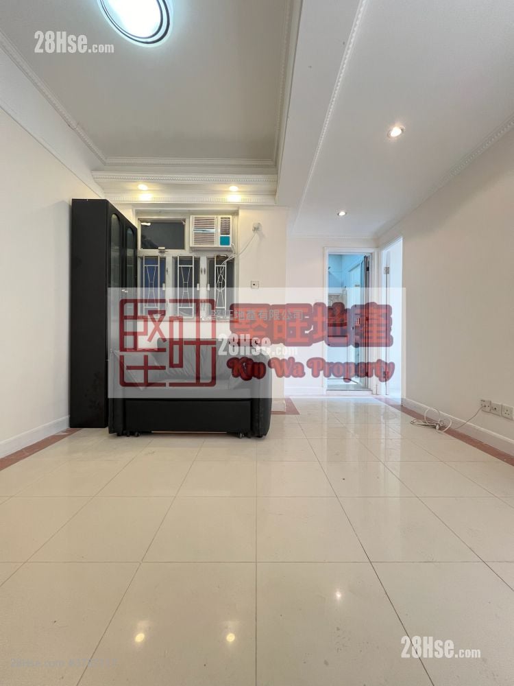 单幢楼房 租盘 2 房 , 1 浴室 300 平方尺