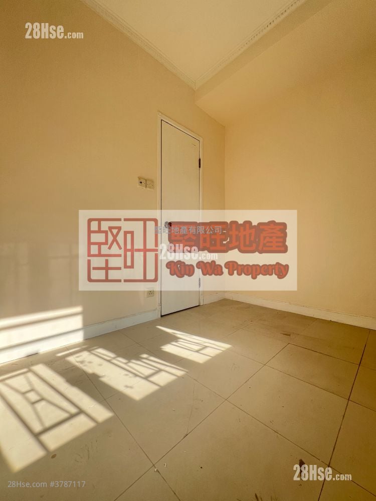 单幢楼房 租盘 2 房 , 1 浴室 300 平方尺