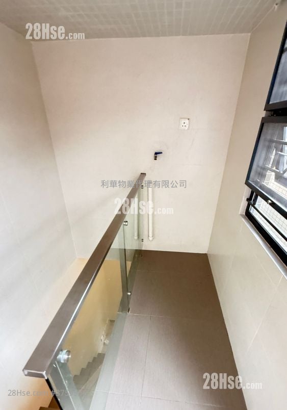 Village Rental 1 Bedroom , 1 Bathroom 350 ft²