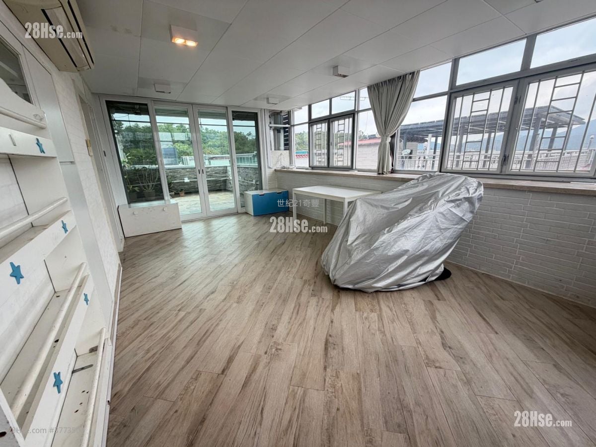 村屋 售盘 3 房 , 2 浴室