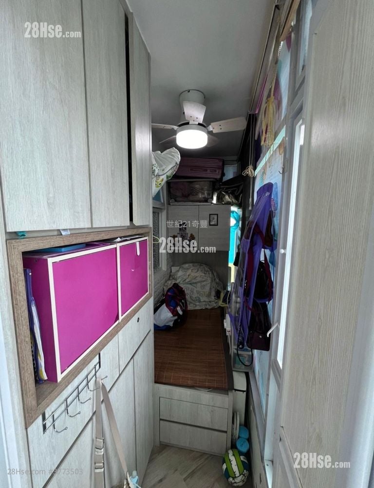 村屋 售盘 3 房 , 2 浴室