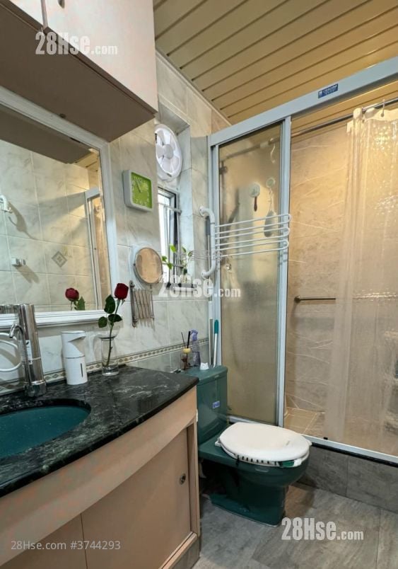 康雅苑 售盘 3 房 , 1 浴室 600 平方尺