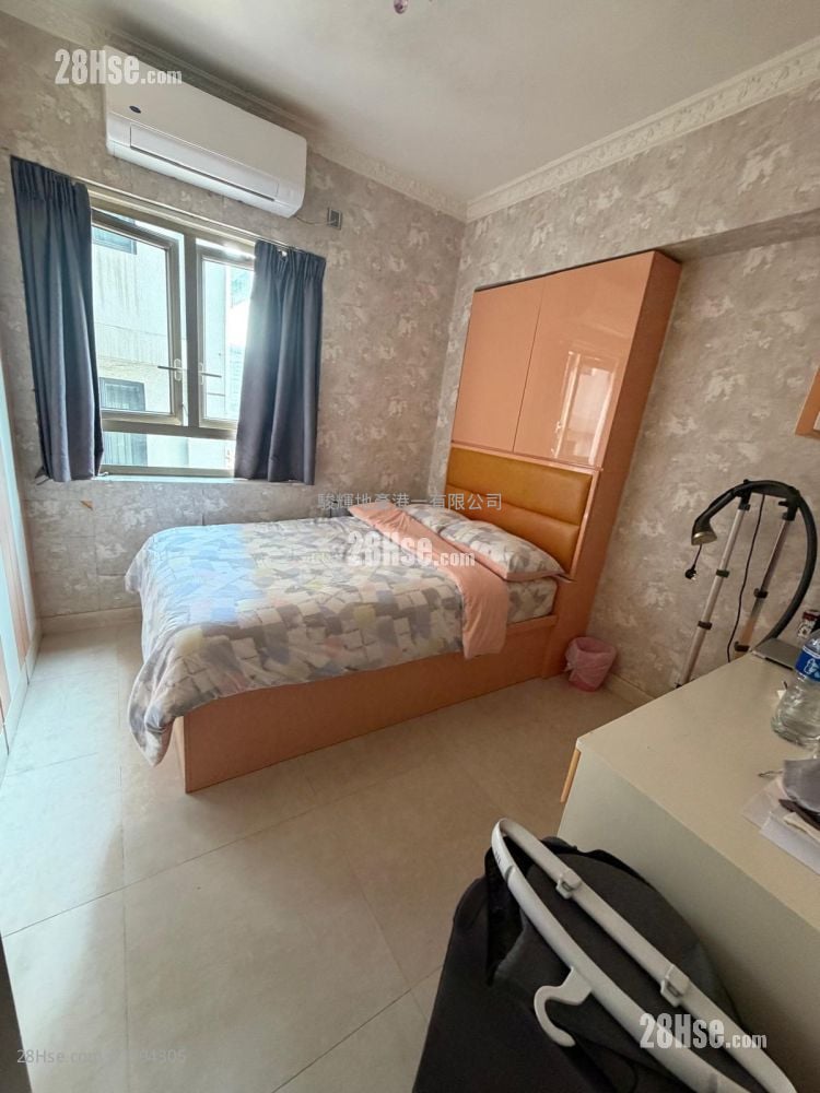 金銮大厦 租盘 3 房 , 2 浴室 1,200 平方尺