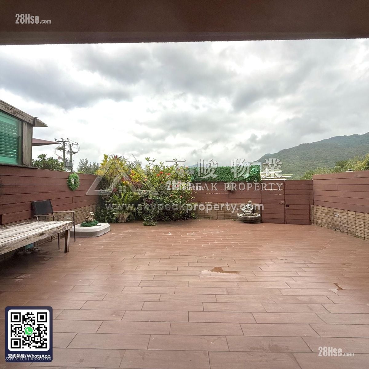 Sai Sha Road Village Sell 5+ Bedrooms , 3 Bathrooms 2,100 ft²