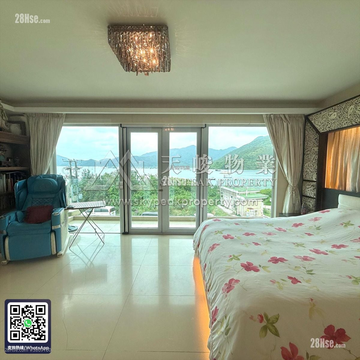 Sai Sha Road Village Sell 5+ Bedrooms , 3 Bathrooms 2,100 ft²