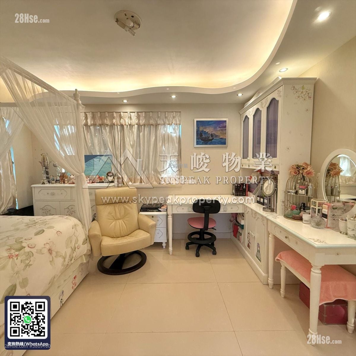 Sai Sha Road Village Sell 5+ Bedrooms , 3 Bathrooms 2,100 ft²